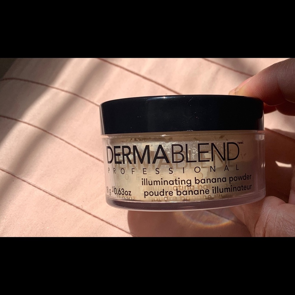 Derma Blend Illuminating Banana Powder